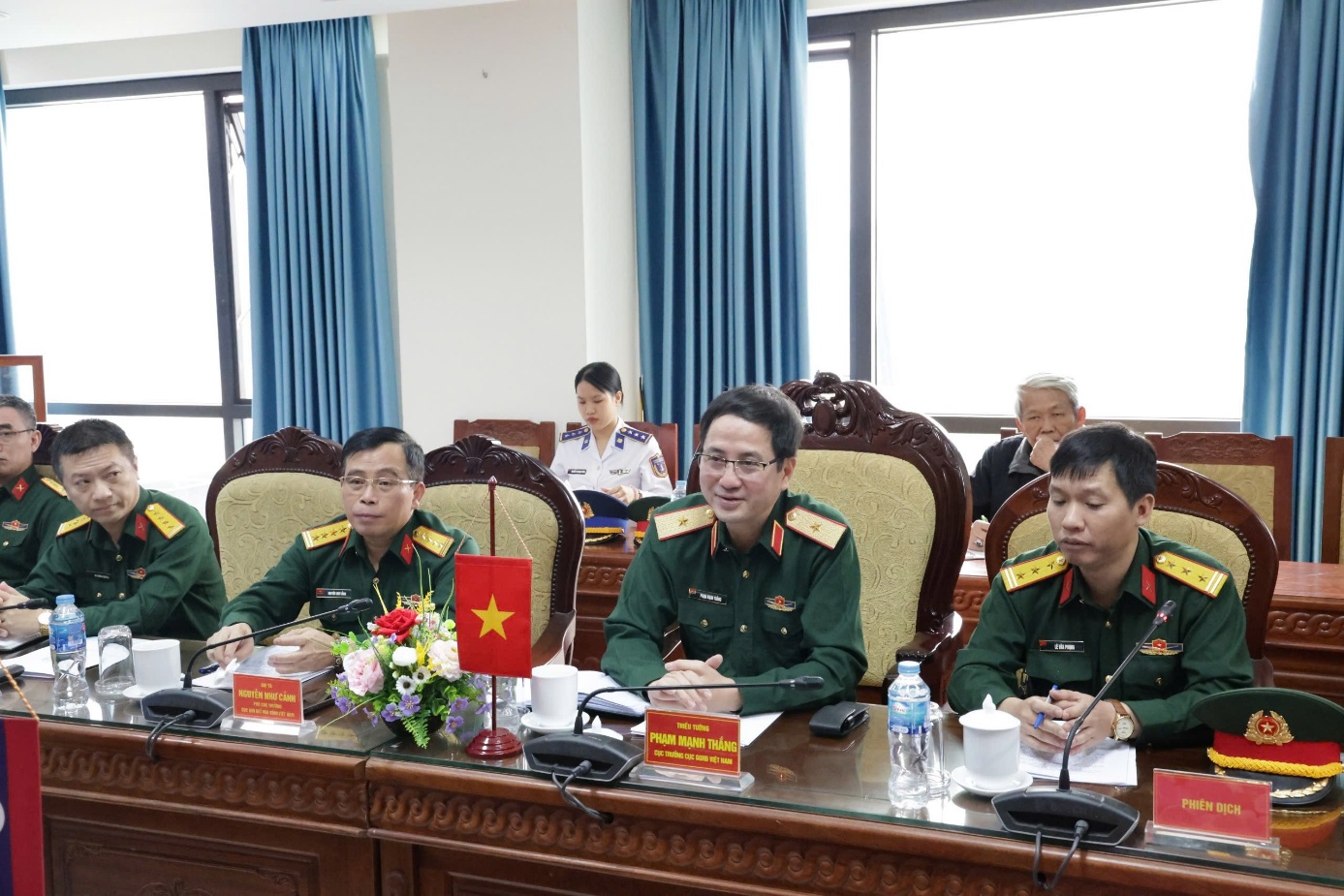 /UploadStore/admin/250331 Tiep Tong Tham muu truong Lao/01.jpg